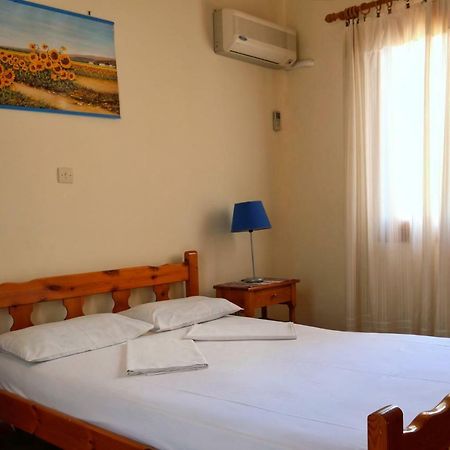 Seaview Self Catering Apartment - Helen No 1 Xiropigado Luaran gambar