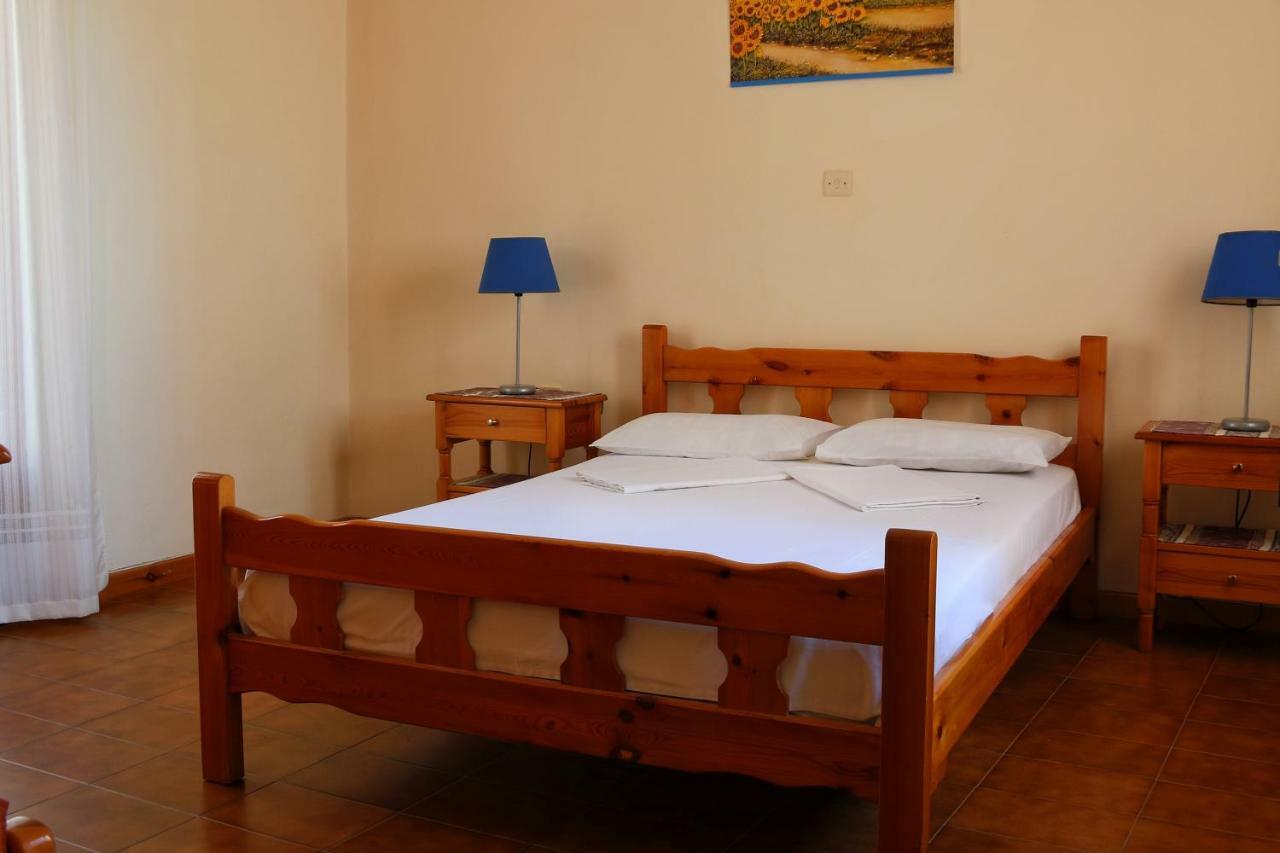 Seaview Self Catering Apartment - Helen No 1 Xiropigado Luaran gambar